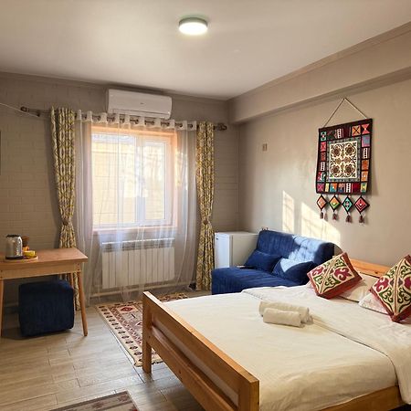 Salamat Hotel Biskek Kültér fotó
