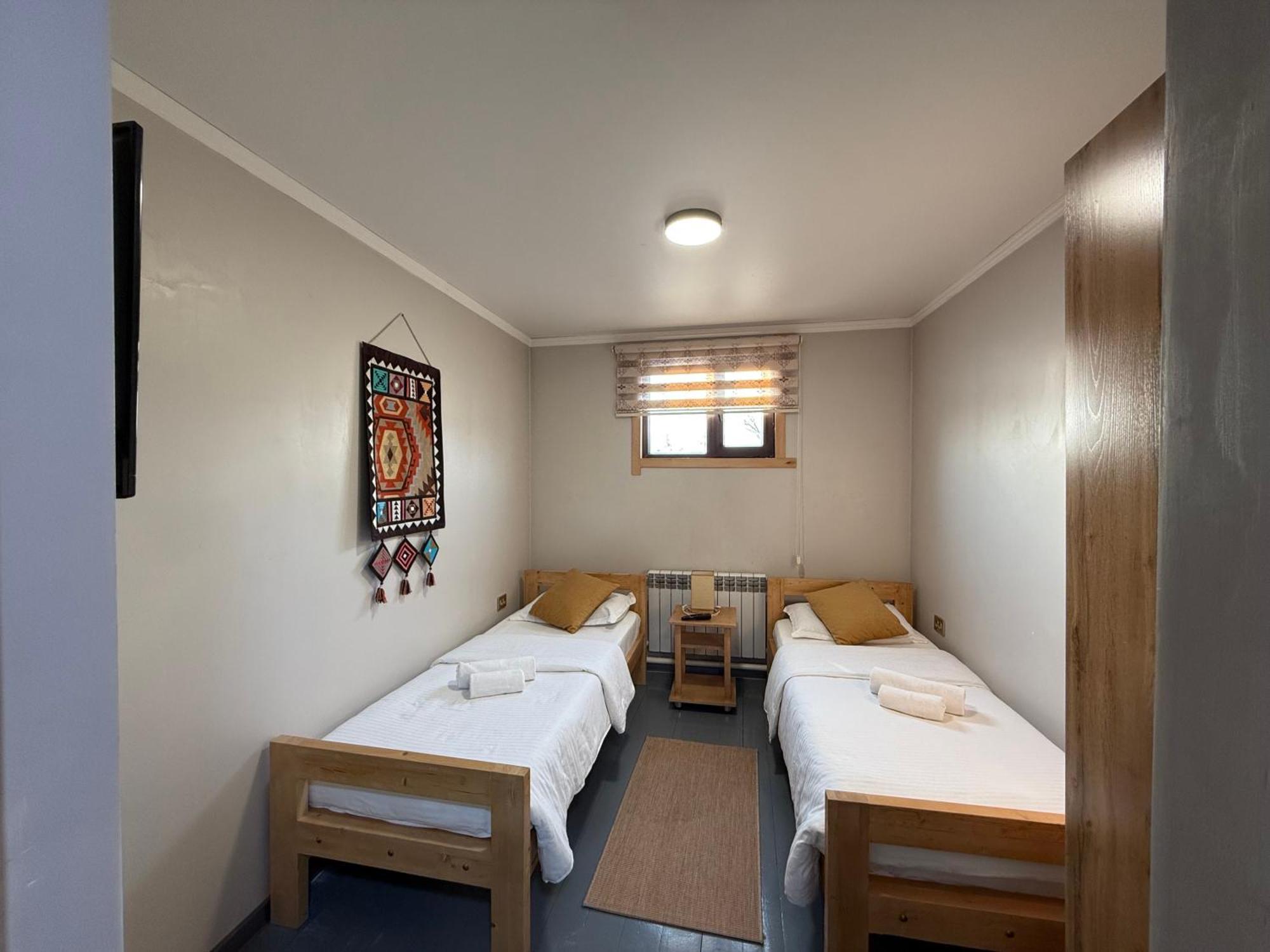Salamat Hotel Biskek Kültér fotó